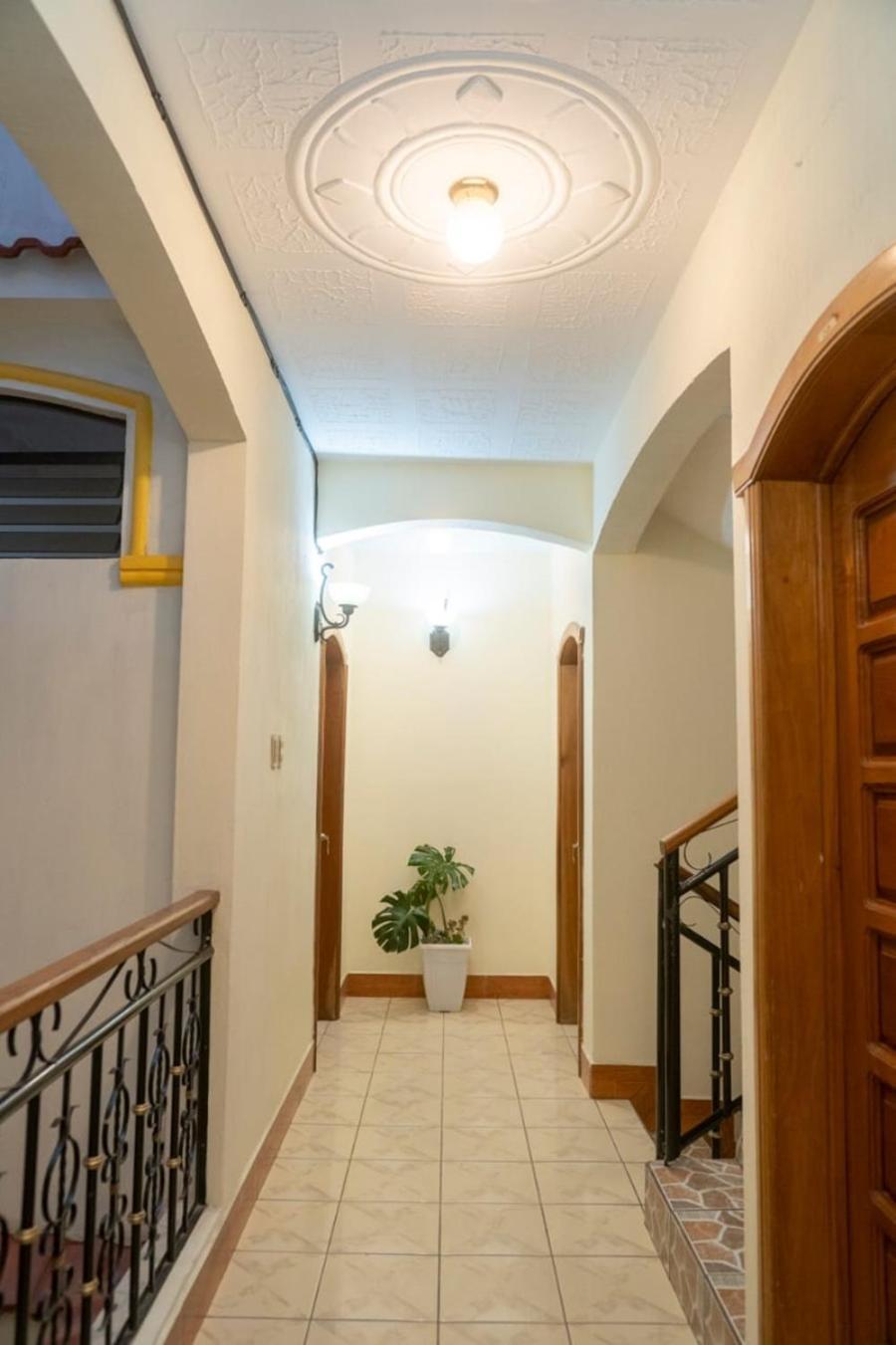 Hotel Los Manantiales Panajachel Bagian luar foto