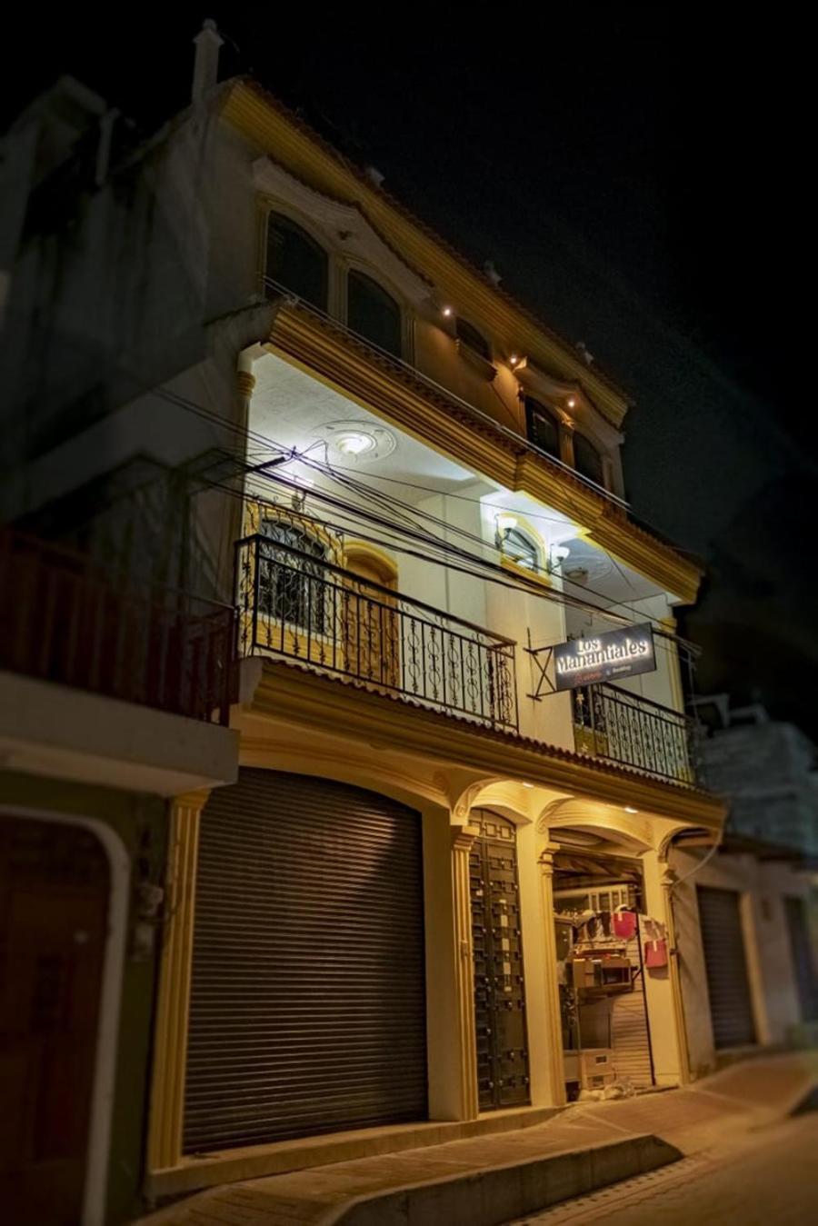 Hotel Los Manantiales Panajachel Bagian luar foto
